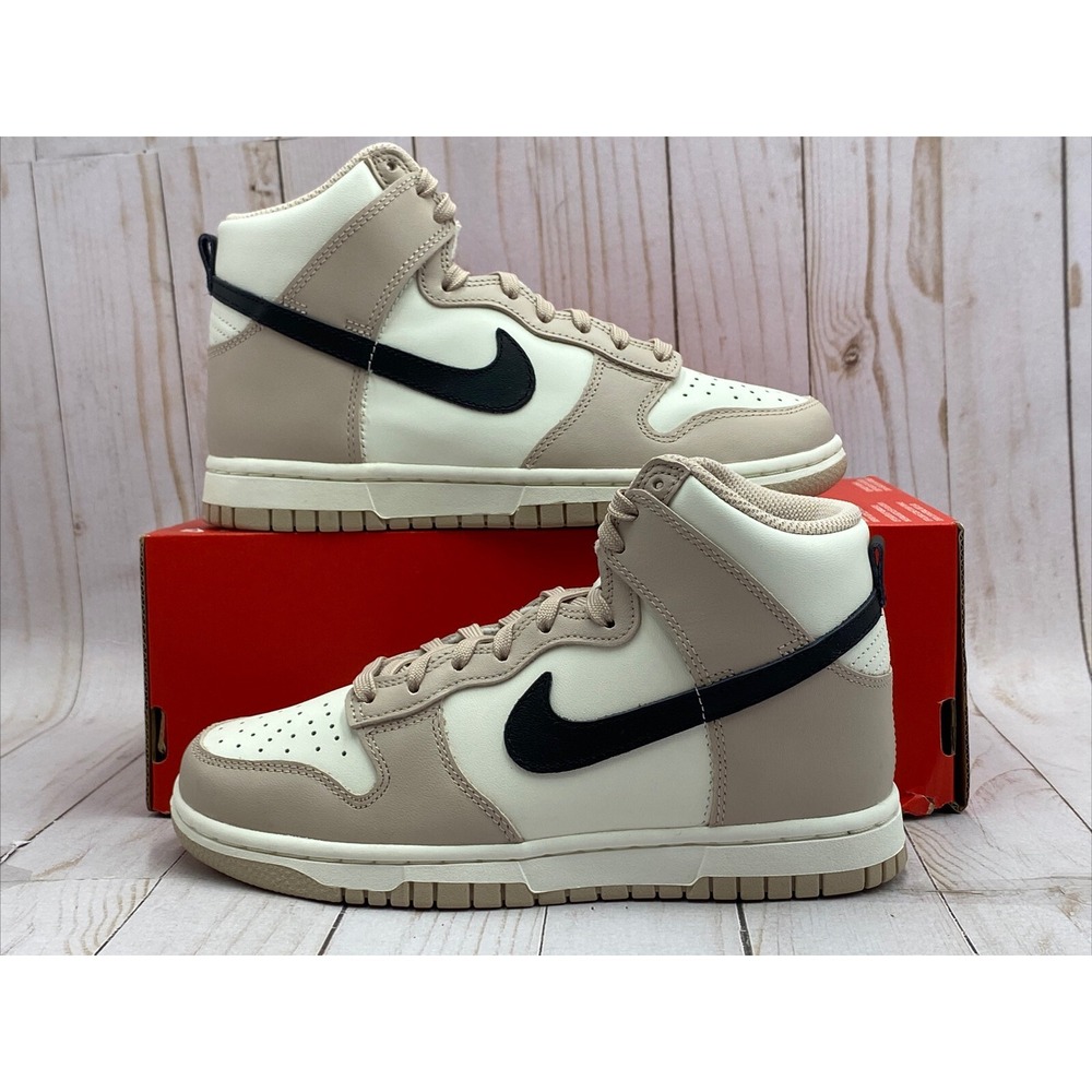 Nike Women's Dunk‎ High Fossil Stone Size 11.5 DD1869‑200